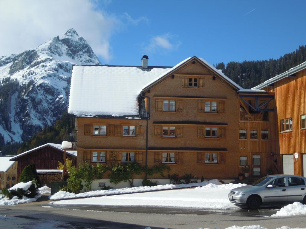 Sonnenhof Apartment Schröcken Екстериор снимка